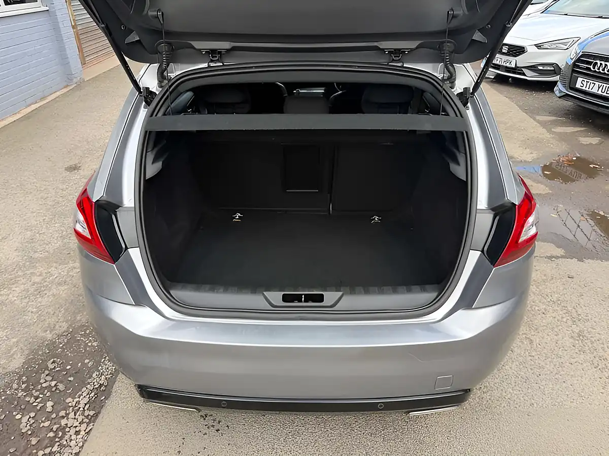 Used 2017 Peugeot 308 GT Line Grey - Interior and Exterior details 19