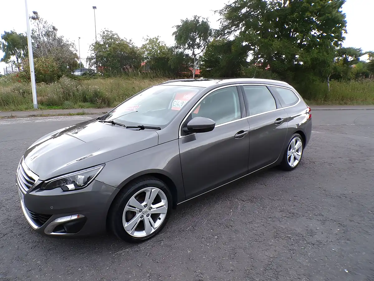 Used 2017 Peugeot 308 Sw Allure Grey - Interior and Exterior details 12