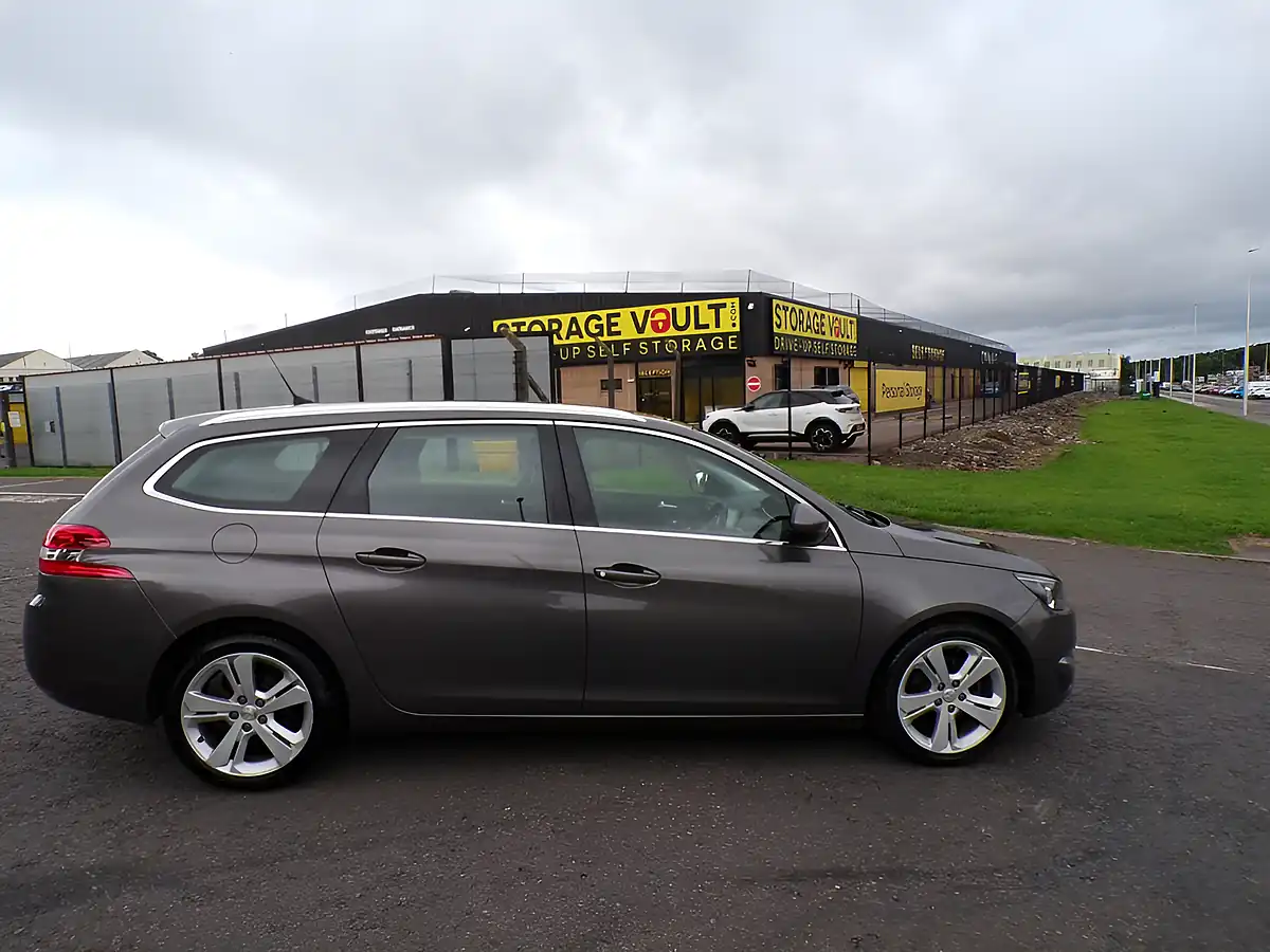 Used 2017 Peugeot 308 Sw Allure Grey - Interior and Exterior details 2