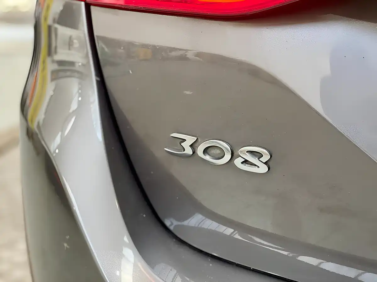Used 2017 Peugeot 308 Sw Allure Grey - Interior and Exterior details 12