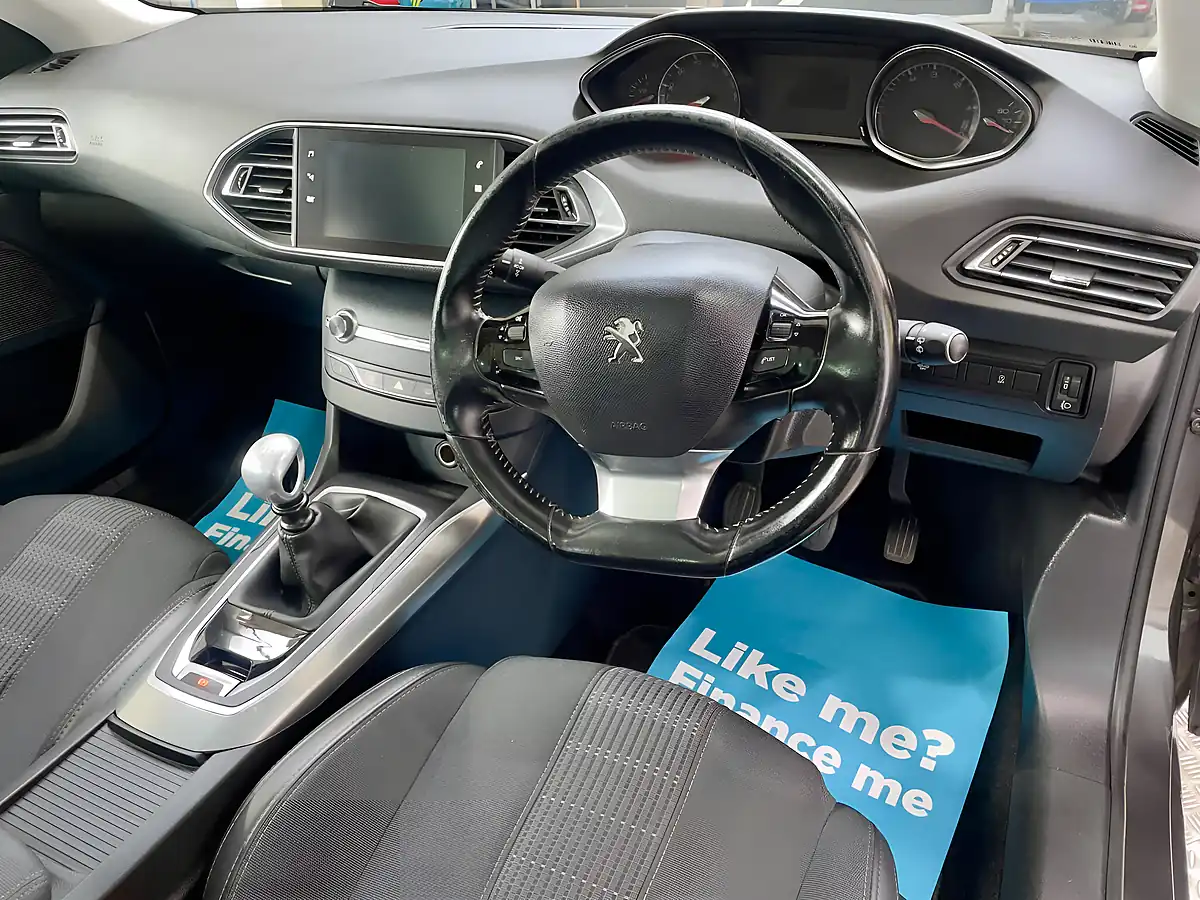 Used 2017 Peugeot 308 Sw Allure Grey - Interior and Exterior details 6