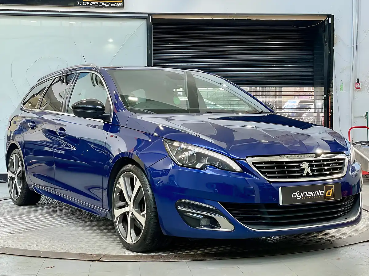 Used 2017 Peugeot 308 Sw GT Line Blue - Interior and Exterior details 2