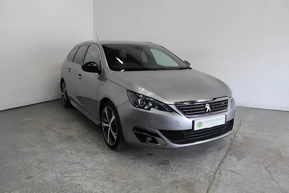 Used 2017 Peugeot 308 Sw GT Line Grey - Front View