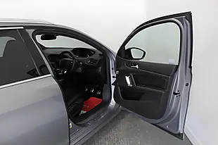 Used 2017 Peugeot 308 Sw GT Line Grey - Interior and Exterior details 12