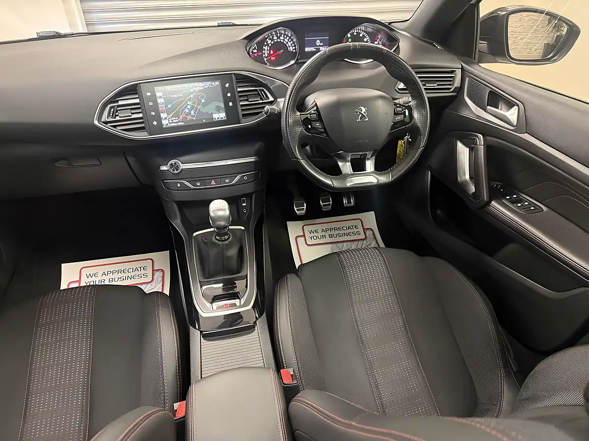 Used 2017 Peugeot 308 Sw GT Line White - Interior and Exterior details 5