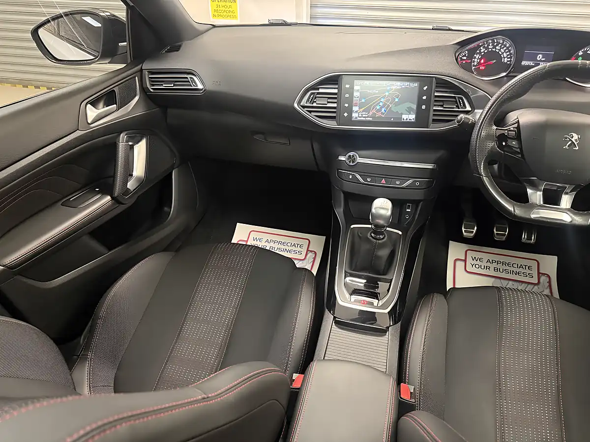 Used 2017 Peugeot 308 Sw GT Line White - Interior and Exterior details 6