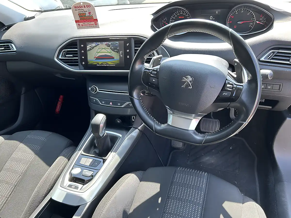 Used 2017 Peugeot 308 White - Interior and Exterior details 14