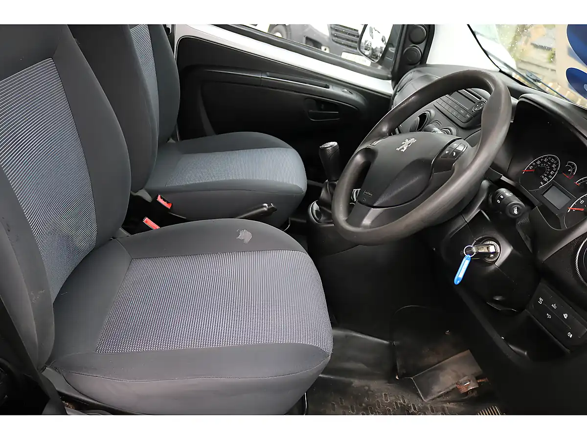 Used 2017 Peugeot Bipper Grey - Interior and Exterior details 13