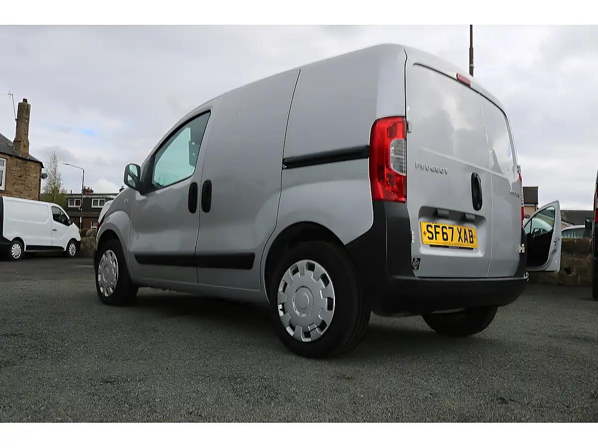 Used 2017 Peugeot Bipper Grey - Interior and Exterior details 6