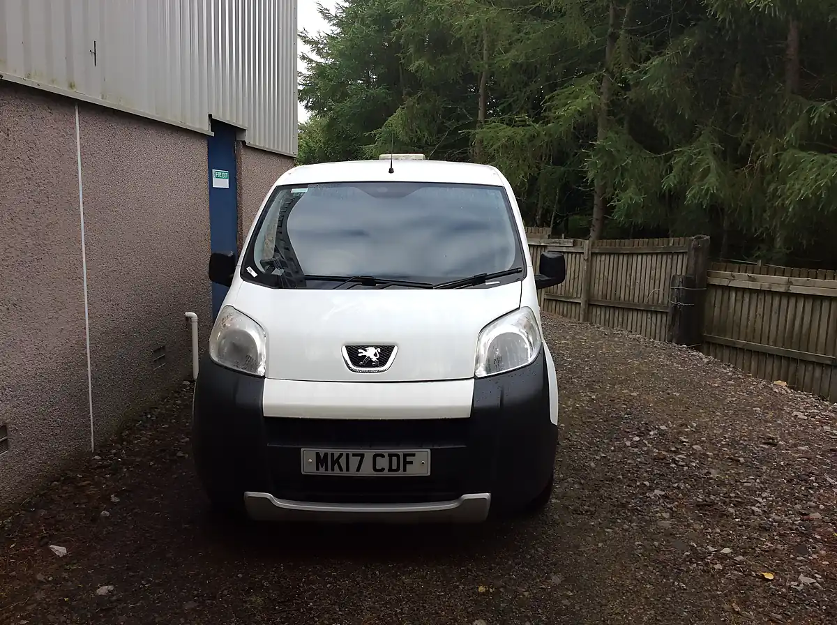 Used 2017 Peugeot Bipper Professional White - Interior and Exterior details 9