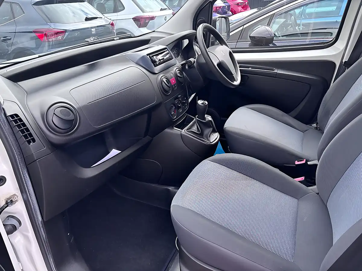 Used 2017 Peugeot Bipper S White - Interior and Exterior details 16