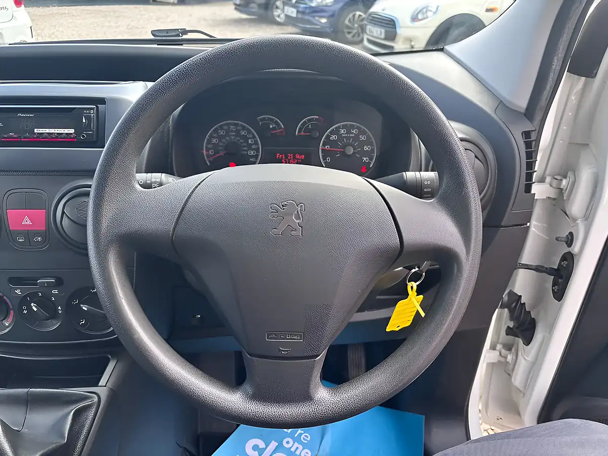 Used 2017 Peugeot Bipper S White - Interior and Exterior details 17