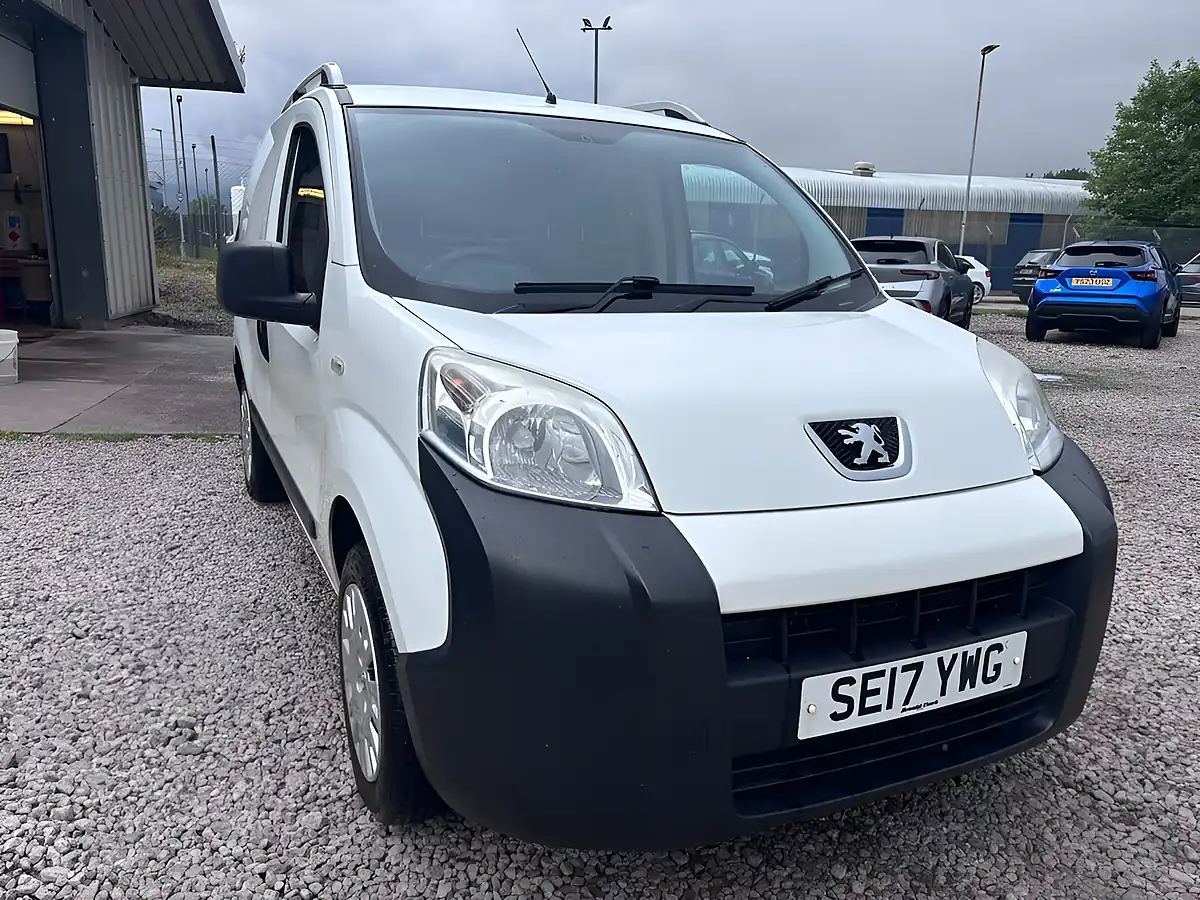 Used 2017 Peugeot Bipper S White - Interior and Exterior details 5