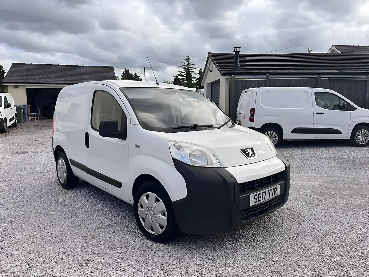 Used 2017 Peugeot Bipper S White - Front View