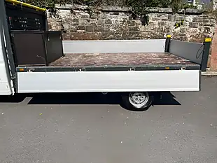 Used 2017 Peugeot Boxer 335 Chassis Cab White - Interior and Exterior details 5