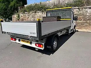 Used 2017 Peugeot Boxer 335 Chassis Cab White - Interior and Exterior details 8