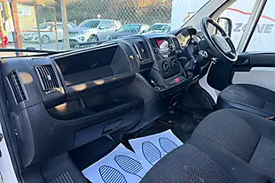 Used 2017 Peugeot Boxer 335 L3 White - Interior and Exterior details 9