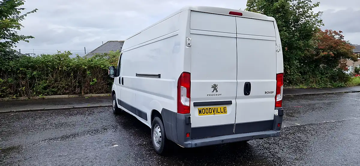 Used 2017 Peugeot Boxer 335 Professional L3h2 Blue White - Interior and Exterior details 10