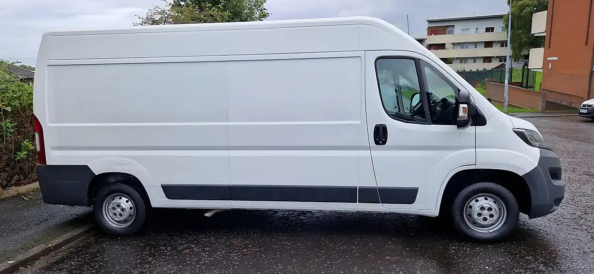 Used 2017 Peugeot Boxer 335 Professional L3h2 Blue White - Interior and Exterior details 5