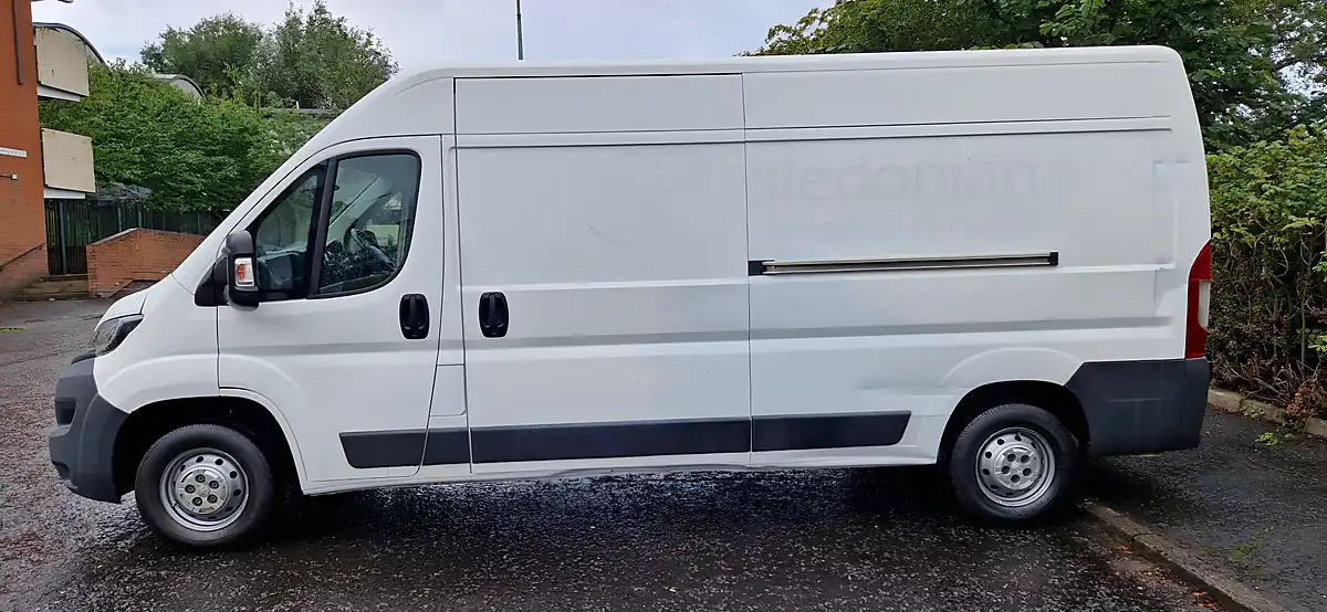 Used 2017 Peugeot Boxer 335 Professional L3h2 Blue White - Interior and Exterior details 6