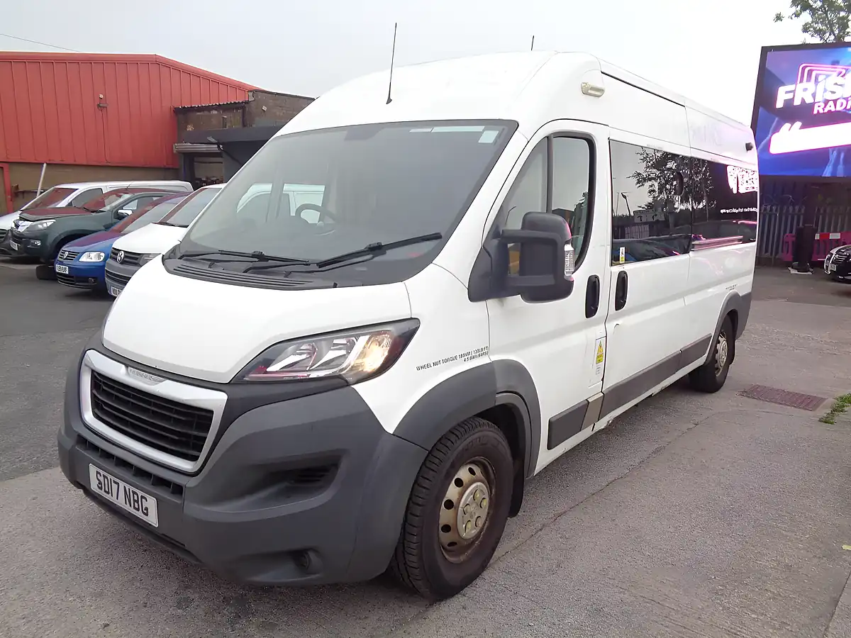 Used 2017 Peugeot Boxer 435 L3 H2 White - Interior and Exterior details 6