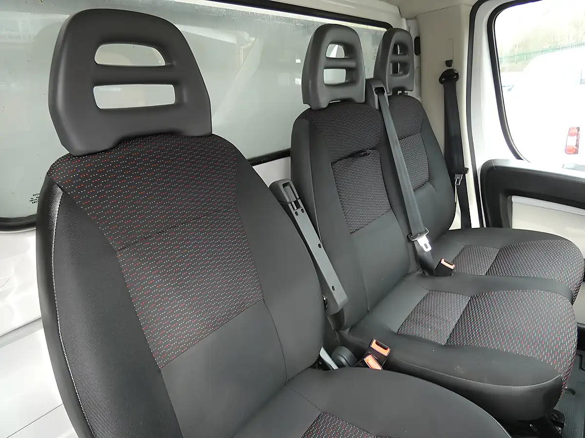 Used 2017 Peugeot Boxer Highways Maintenance White - Interior and Exterior details 16
