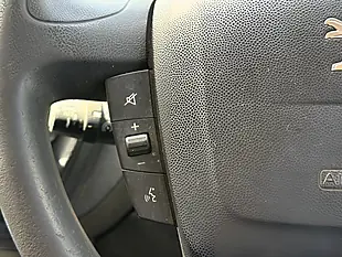 Used 2017 Peugeot Boxer Professional White - Interior and Exterior details 17