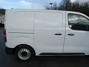 Used 2017 Peugeot Expert 1000 S White - Interior and Exterior details 15