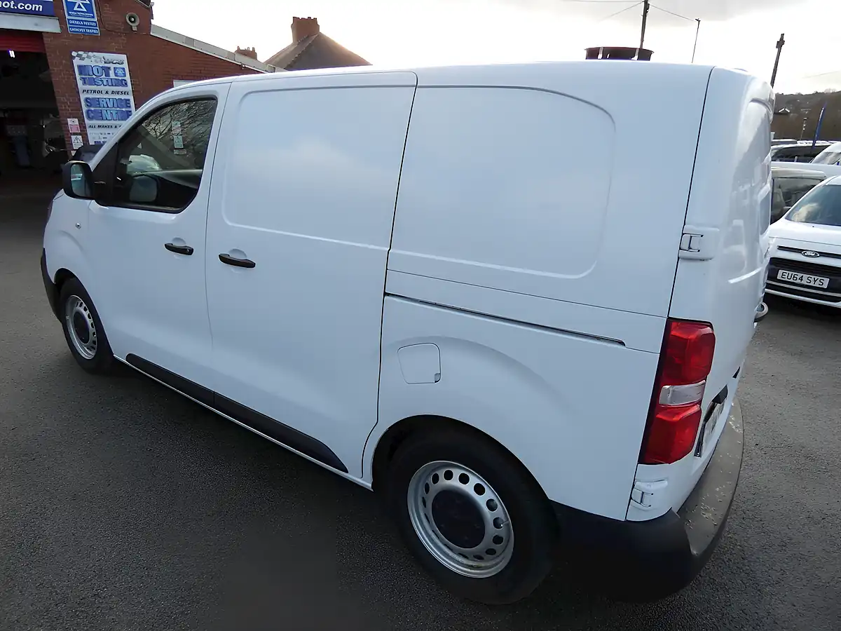 Used 2017 Peugeot Expert 1000 S White - Interior and Exterior details 5