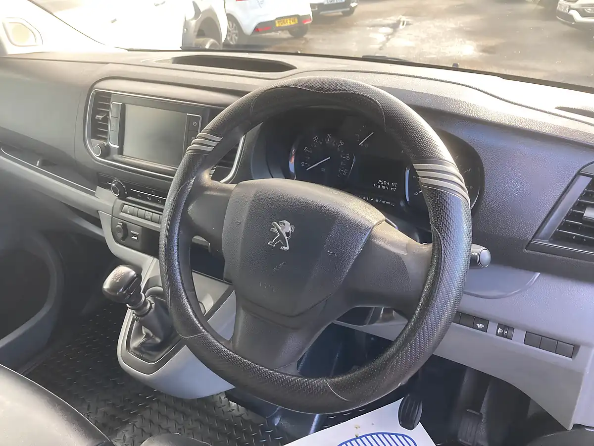 Used 2017 Peugeot Expert Professional Compact Panel Van Grey - Interior and Exterior details 9