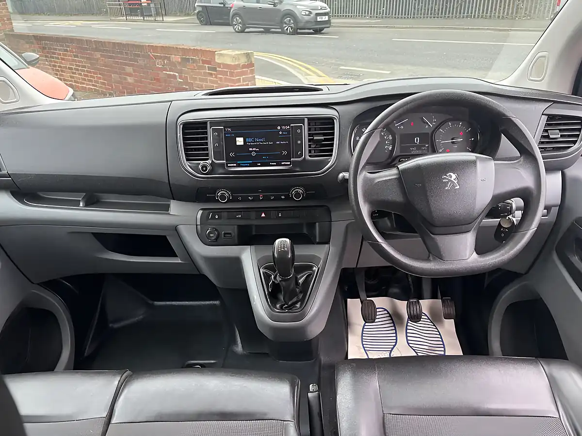 Used 2017 Peugeot Expert Professional Compact Panel Van Swb White - Interior and Exterior details 18