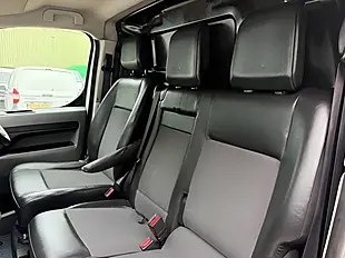 Used 2017 Peugeot Expert Professional Plus White - Interior and Exterior details 20
