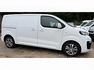 Used 2017 Peugeot Expert Professional Plus White - Interior and Exterior details 5