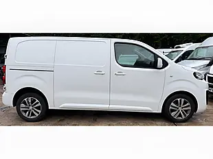 Used 2017 Peugeot Expert Professional Plus White - Interior and Exterior details 6
