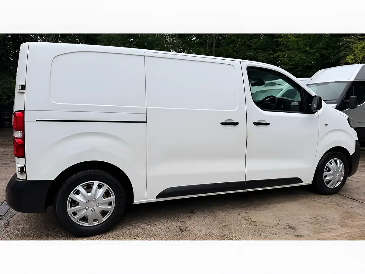 Used 2017 Peugeot Expert Professional Standard White - Interior and Exterior details 8