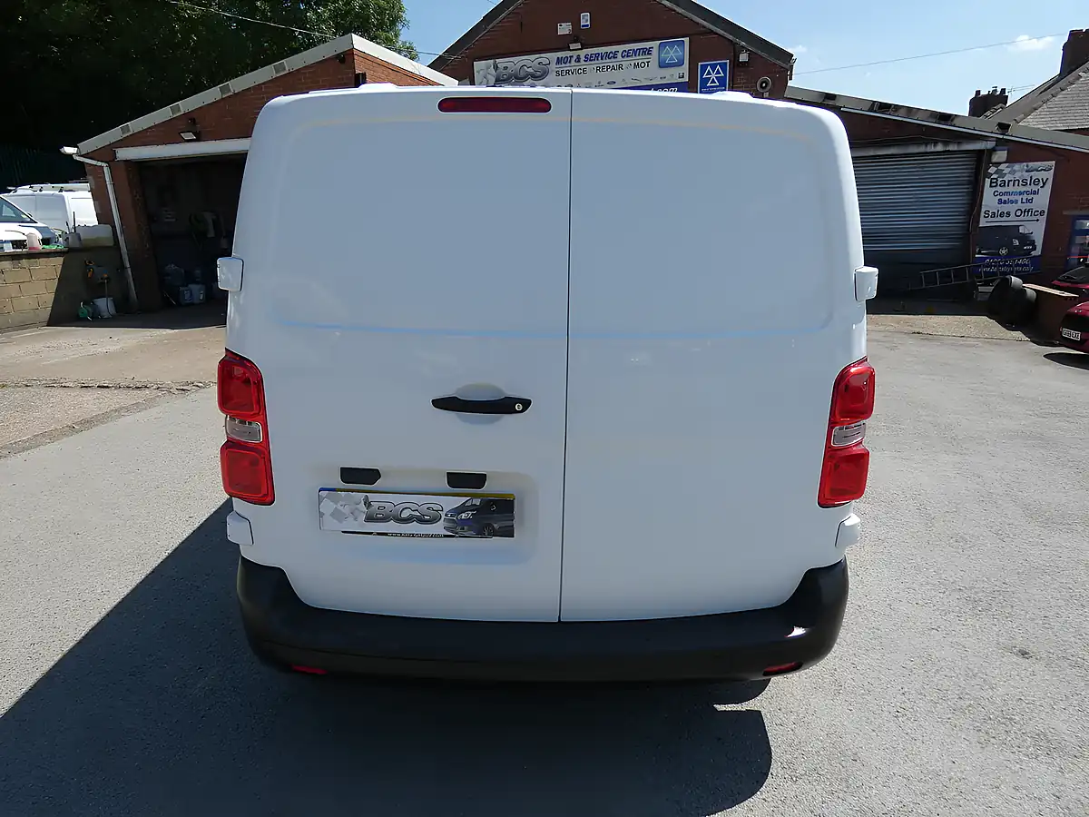 Used 2017 Peugeot Expert Professional White - Interior and Exterior details 13