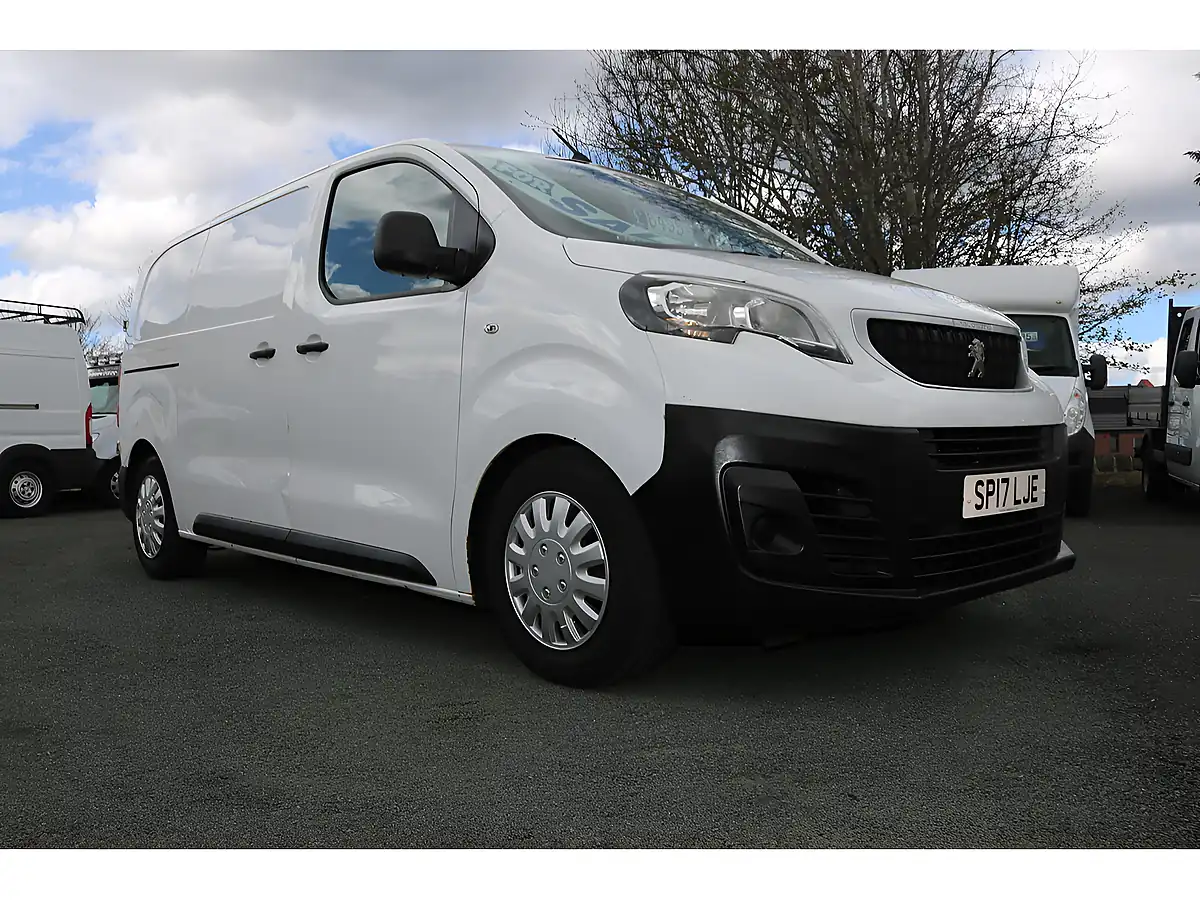 Used 2017 Peugeot Expert Professional White - Interior and Exterior details 11