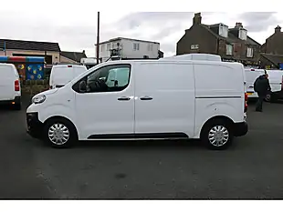 Used 2017 Peugeot Expert Professional White - Interior and Exterior details 4