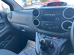 Used 2017 Peugeot Partner 756 S White - Interior and Exterior details 14