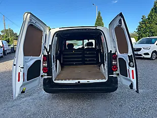 Used 2017 Peugeot Partner 756 S White - Interior and Exterior details 2