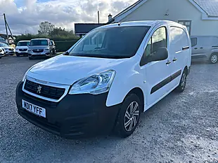 Used 2017 Peugeot Partner 756 S White - Interior and Exterior details 5