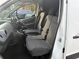 Used 2017 Peugeot Partner 854 Professional L1 White - Interior and Exterior details 15