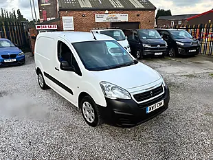 Used 2017 Peugeot Partner 854 Professional L1 White - Interior and Exterior details 20