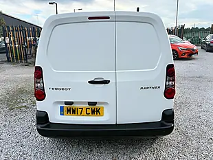 Used 2017 Peugeot Partner 854 Professional L1 White - Interior and Exterior details 6