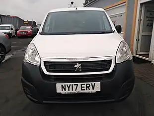 Used 2017 Peugeot Partner Crew Van L2 715S White - Interior and Exterior details 11