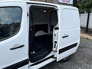 Used 2017 Peugeot Partner Professional L1 Blue White - Interior and Exterior details 10
