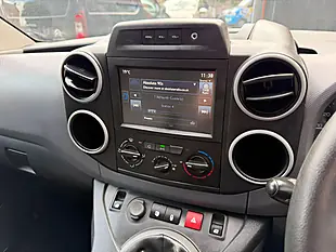 Used 2017 Peugeot Partner Professional L1 Blue White - Interior and Exterior details 15