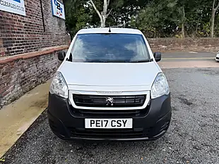 Used 2017 Peugeot Partner Professional L1 Blue White - Interior and Exterior details 7