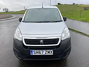 Used 2017 Peugeot Partner Professional Silver - Interior and Exterior details 12