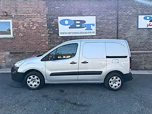 Used 2017 Peugeot Partner Professional Silver - Interior and Exterior details 3